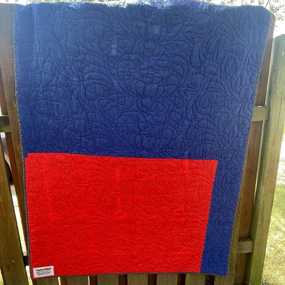 Vintage Bow tie Pattern Quilt. 50”x65” Heartland Quilters Machine Washable